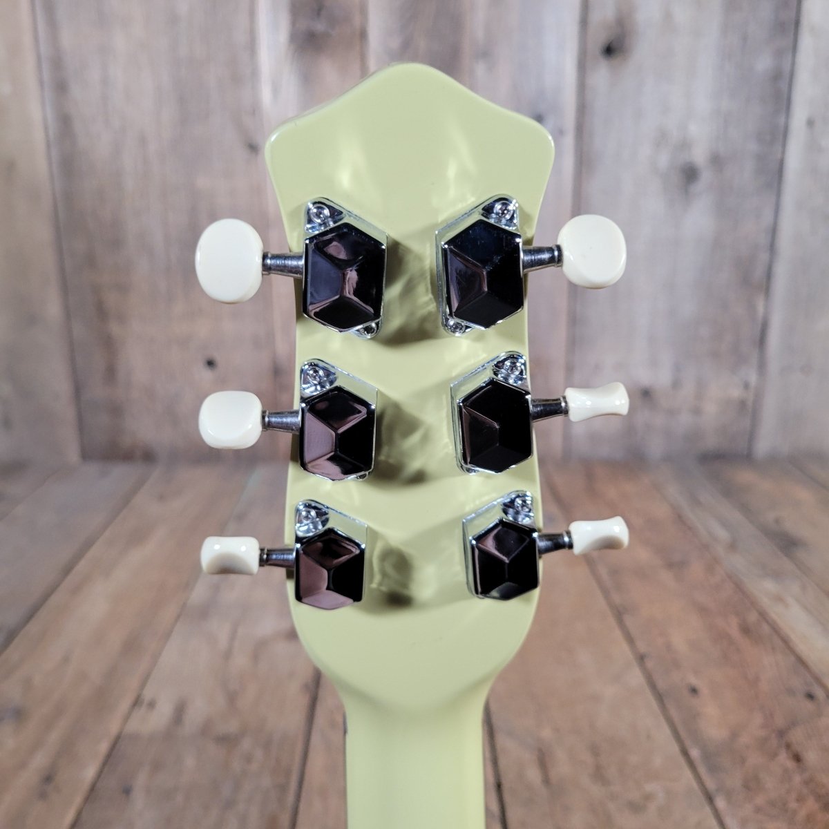 Danelectro 56 U - 2 Reissue Daddy - O Yellow with gig bag 1998 - Mahar's Vintage Guitars