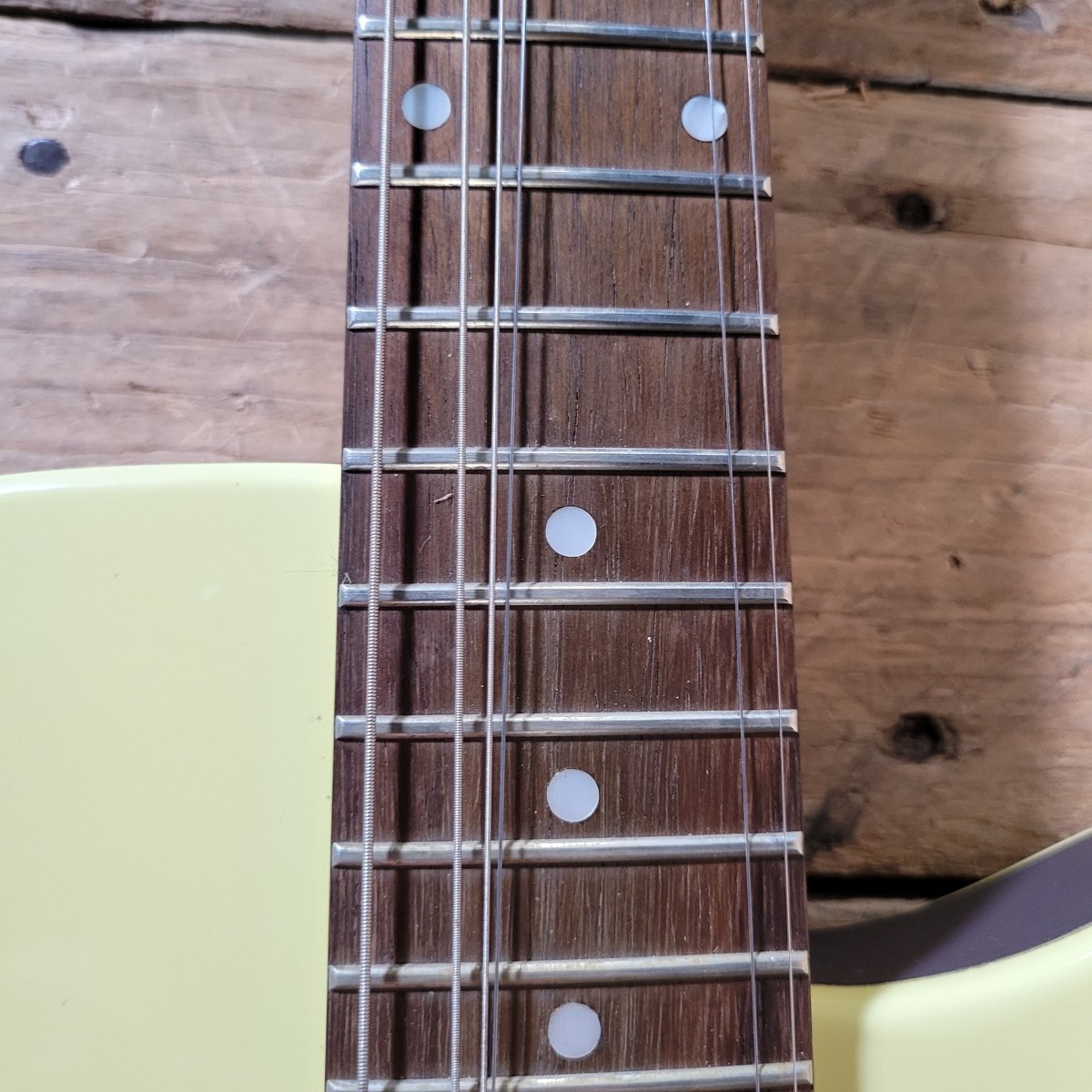 Danelectro 56 U - 2 Reissue Daddy - O Yellow with gig bag 1998 - Mahar's Vintage Guitars