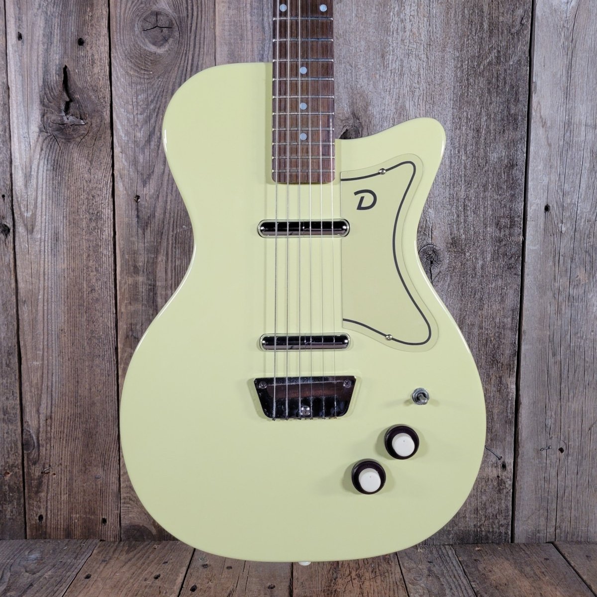 Danelectro 56 U - 2 Reissue Daddy - O Yellow with gig bag 1998 - Mahar's Vintage Guitars