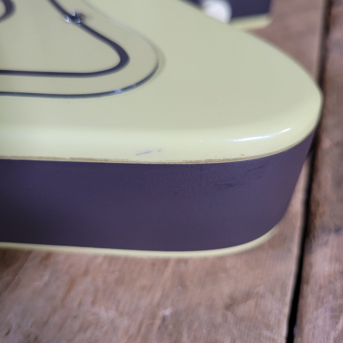 Danelectro 56 U - 2 Reissue Daddy - O Yellow with gig bag 1998 - Mahar's Vintage Guitars