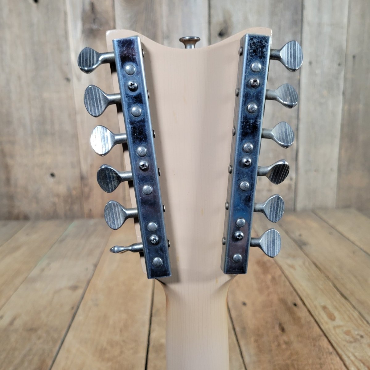 Danelectro Bellzouki 7010 Single Pickup 12-String w/ gig bag Excellent - Mahar's Vintage Guitars