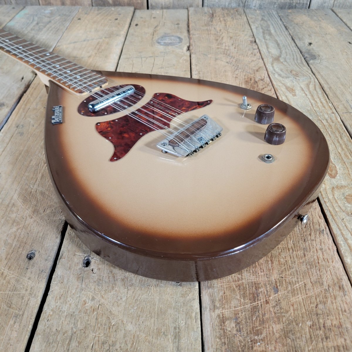 Danelectro Bellzouki 7010 Single Pickup 12-String w/ gig bag Excellent - Mahar's Vintage Guitars