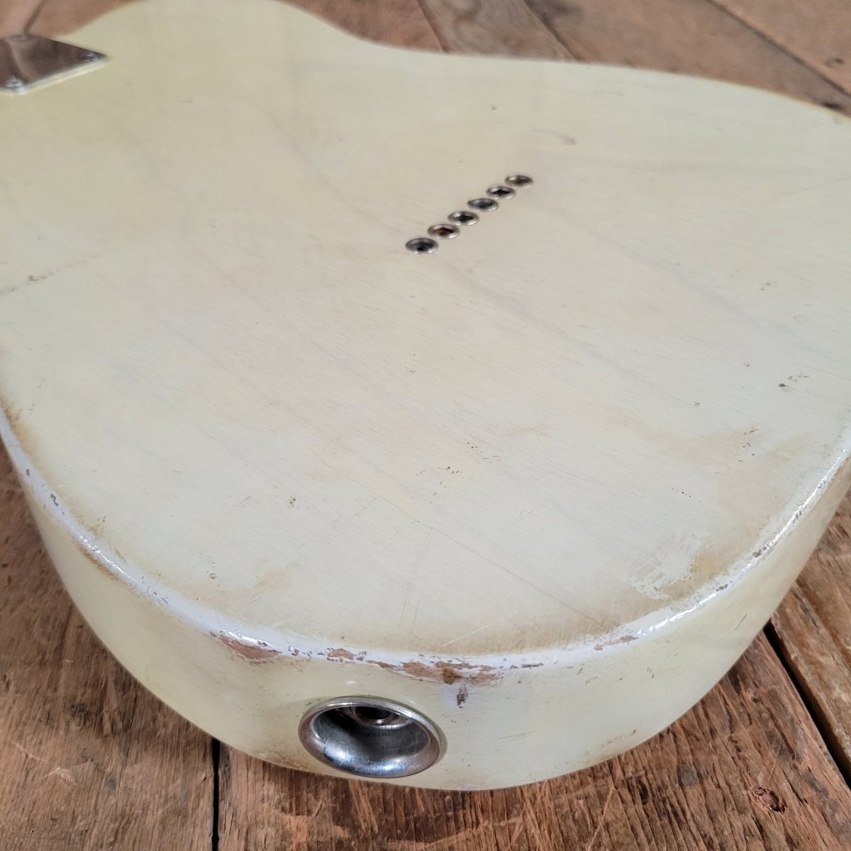 Danocaster Single Cut 2013 White Blonde V Neck - Mahar's Vintage Guitars