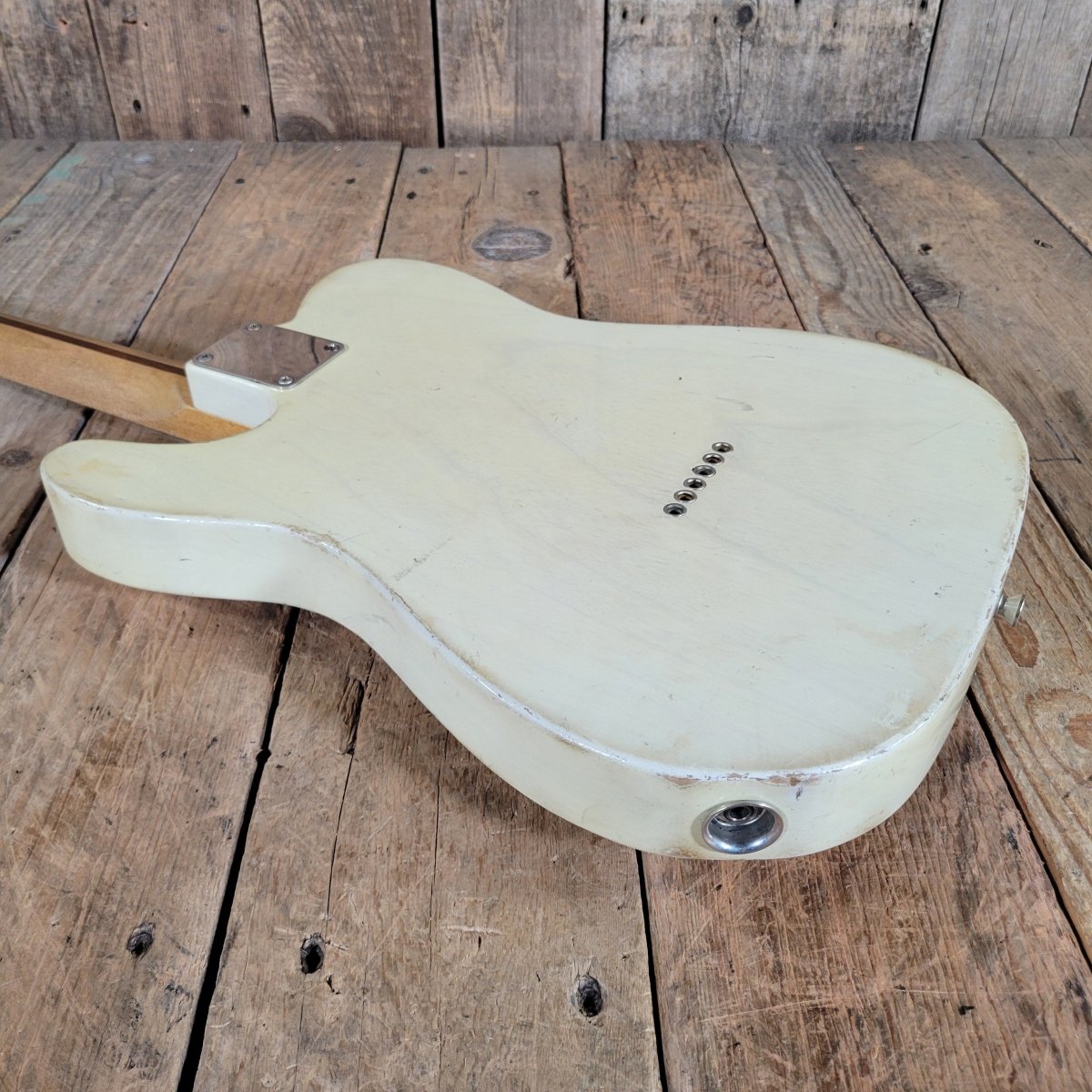 Danocaster Single Cut 2013 White Blonde V Neck - Mahar's Vintage Guitars