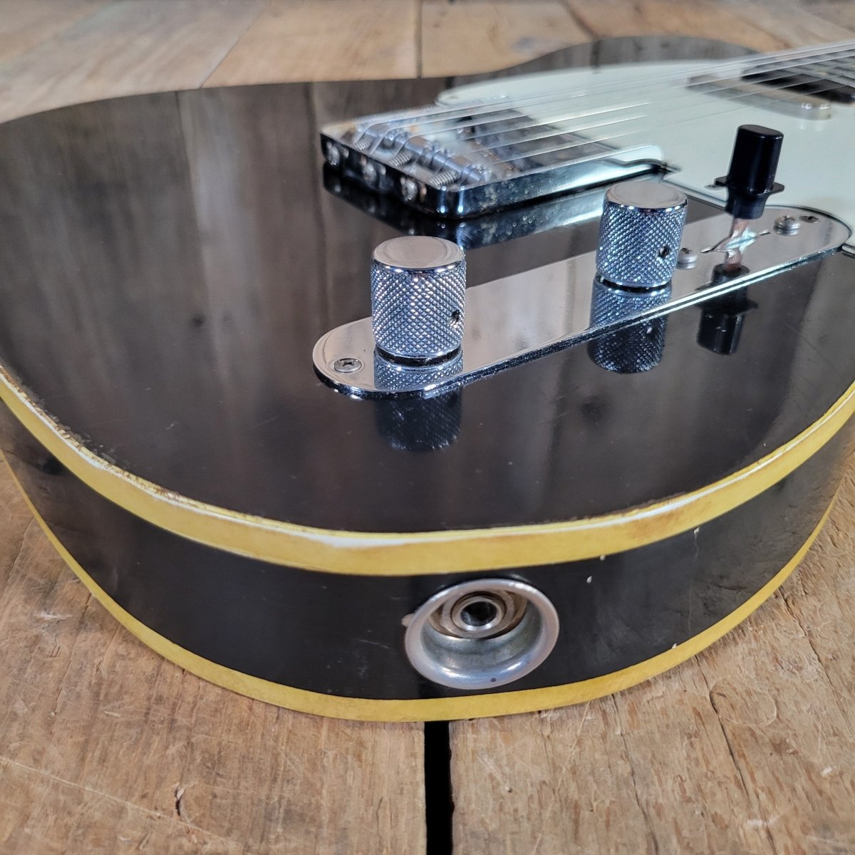 Danocaster Singlecut Tele Custom 2025 with Budz Pickups Ash Body - Mahar's Vintage Guitars