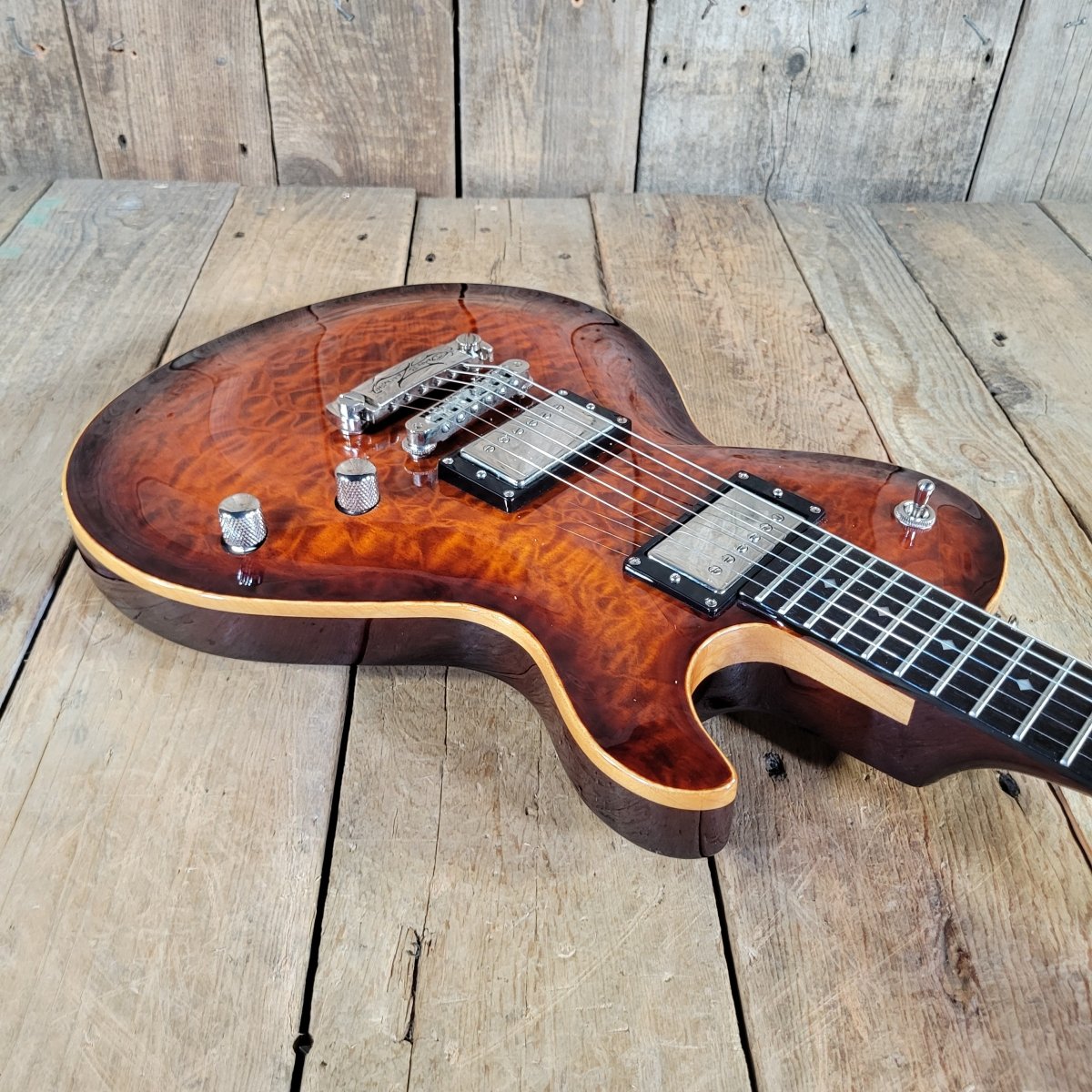 DBZ 2000s Diamond MIK Bolero with case, Excellent - Mahar's Vintage Guitars