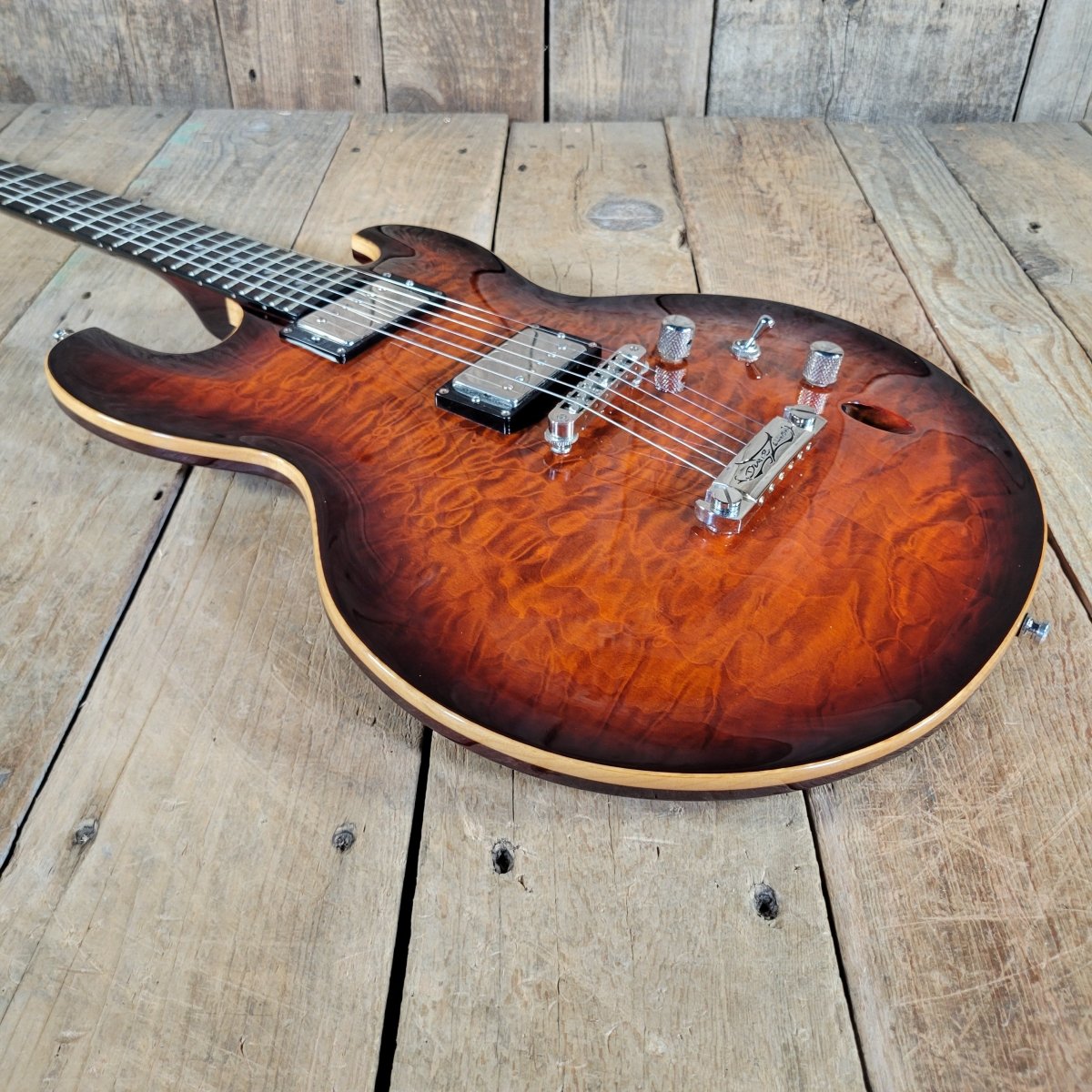 DBZ 2014 Diamond Imperial Quilt Top MIK with Case, Very Good - Mahar's Vintage Guitars