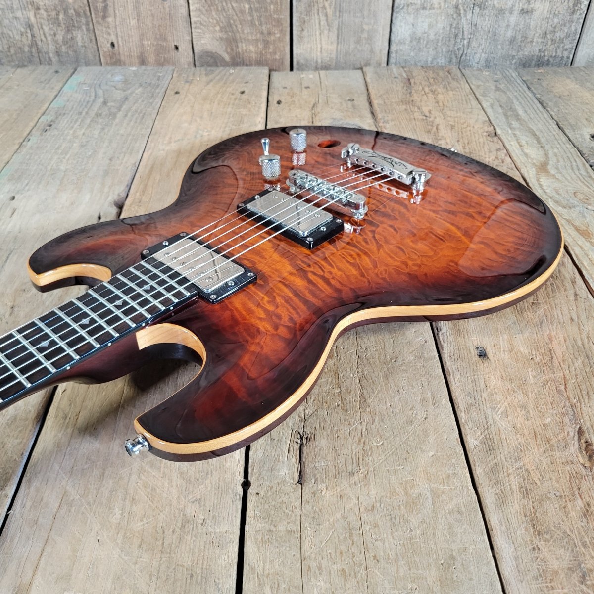 DBZ 2014 Diamond Imperial Quilt Top MIK with Case, Very Good - Mahar's Vintage Guitars