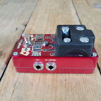 DigiTech 2015 Ventura Vibe Vibrato Rotary Speaker Pedal, Mint - Mahar's Vintage Guitars