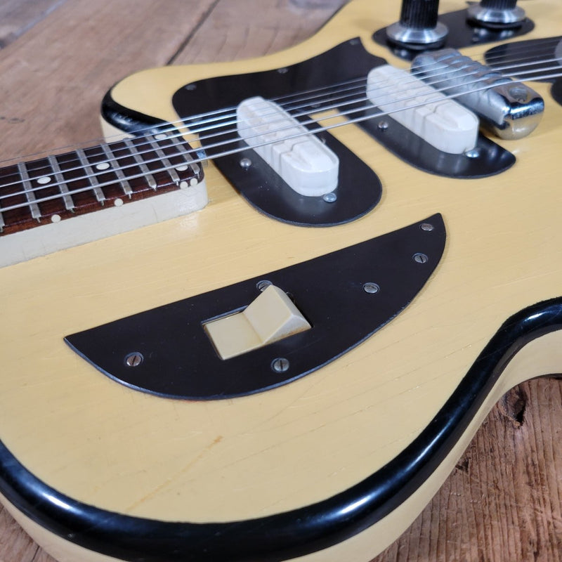Doc Kauffman Kremo Kustom One of One 1960s - Mahar's Vintage Guitars