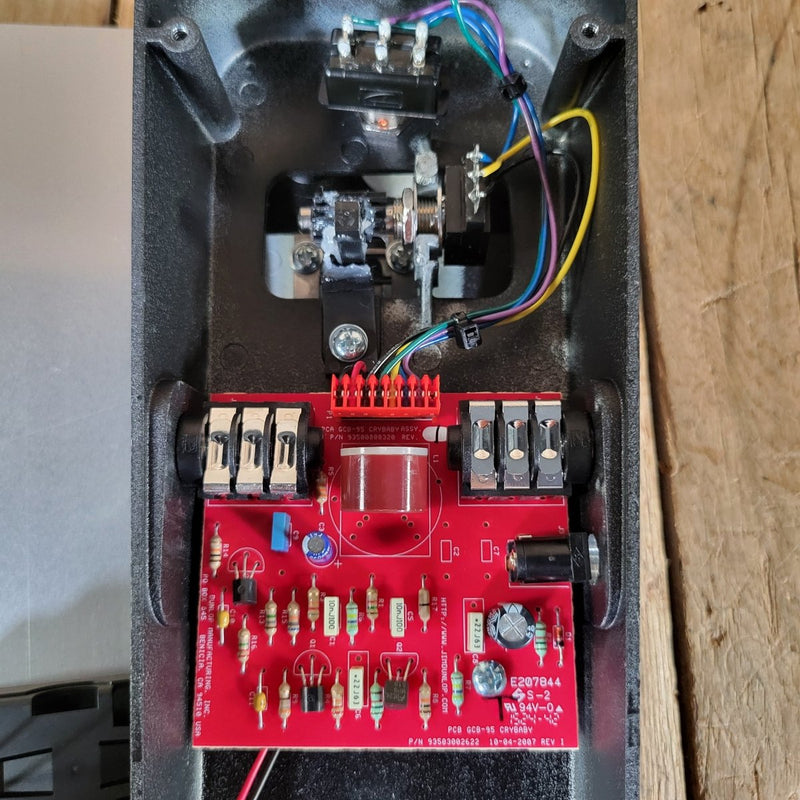 Dunlop Cry Baby GCB95 Wah Pedal Like New - Mahar's Vintage Guitars