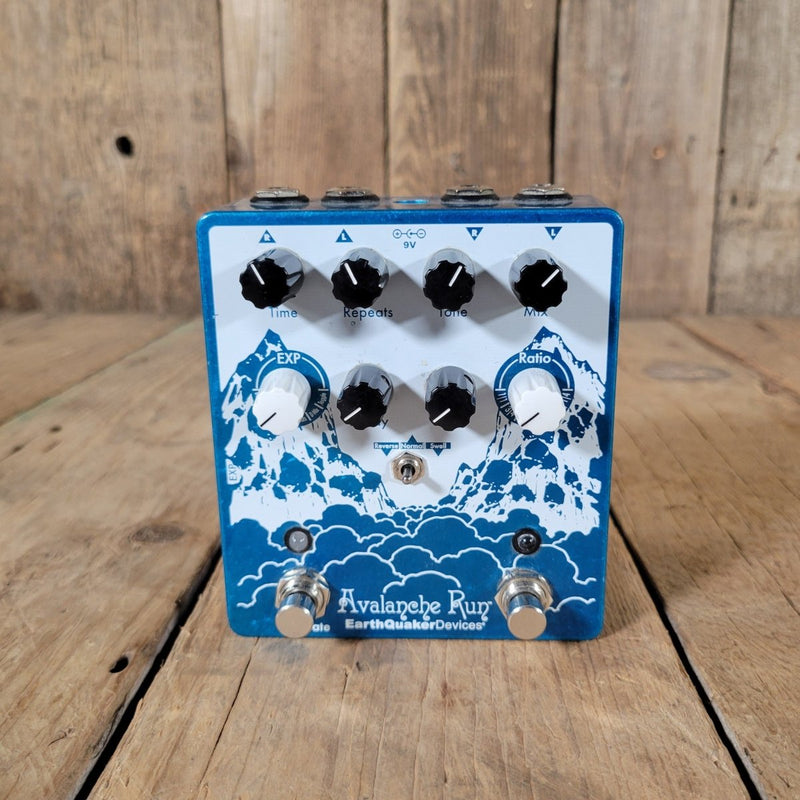 EarthQuaker Devices Avalanche Run Reverb & Delay Pedal - Mahar's Vintage Guitars