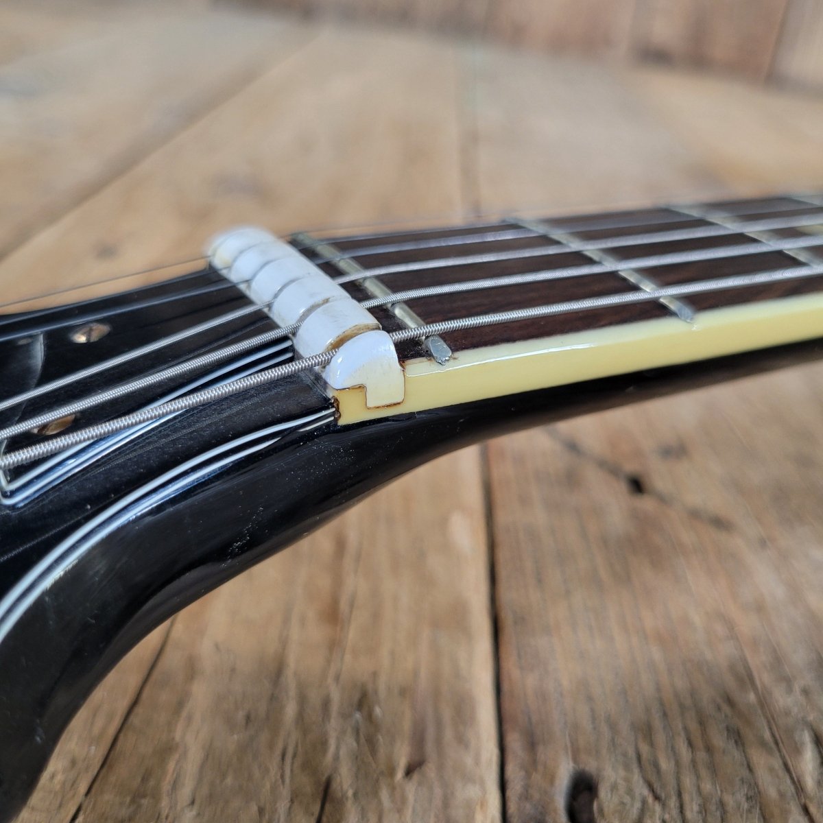 Eko 1963 Barracuda 290 w/ Hard Case Excellent - Mahar's Vintage Guitars