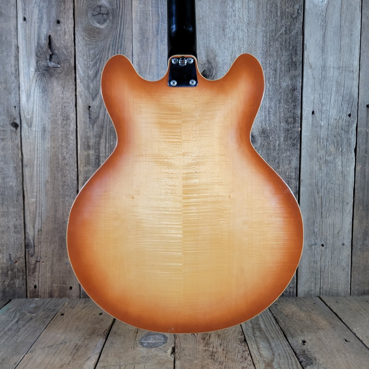 Eko Barracuda 290 Electric Guitar | Mahar's Guitars – Mahar's