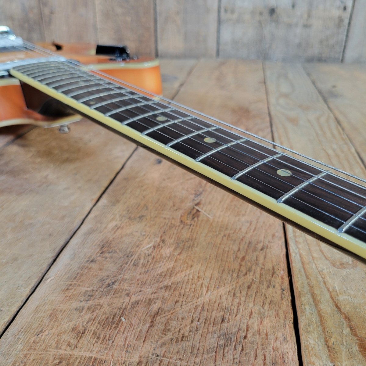 Eko 1963 Barracuda 290 w/ Hard Case Excellent - Mahar's Vintage Guitars