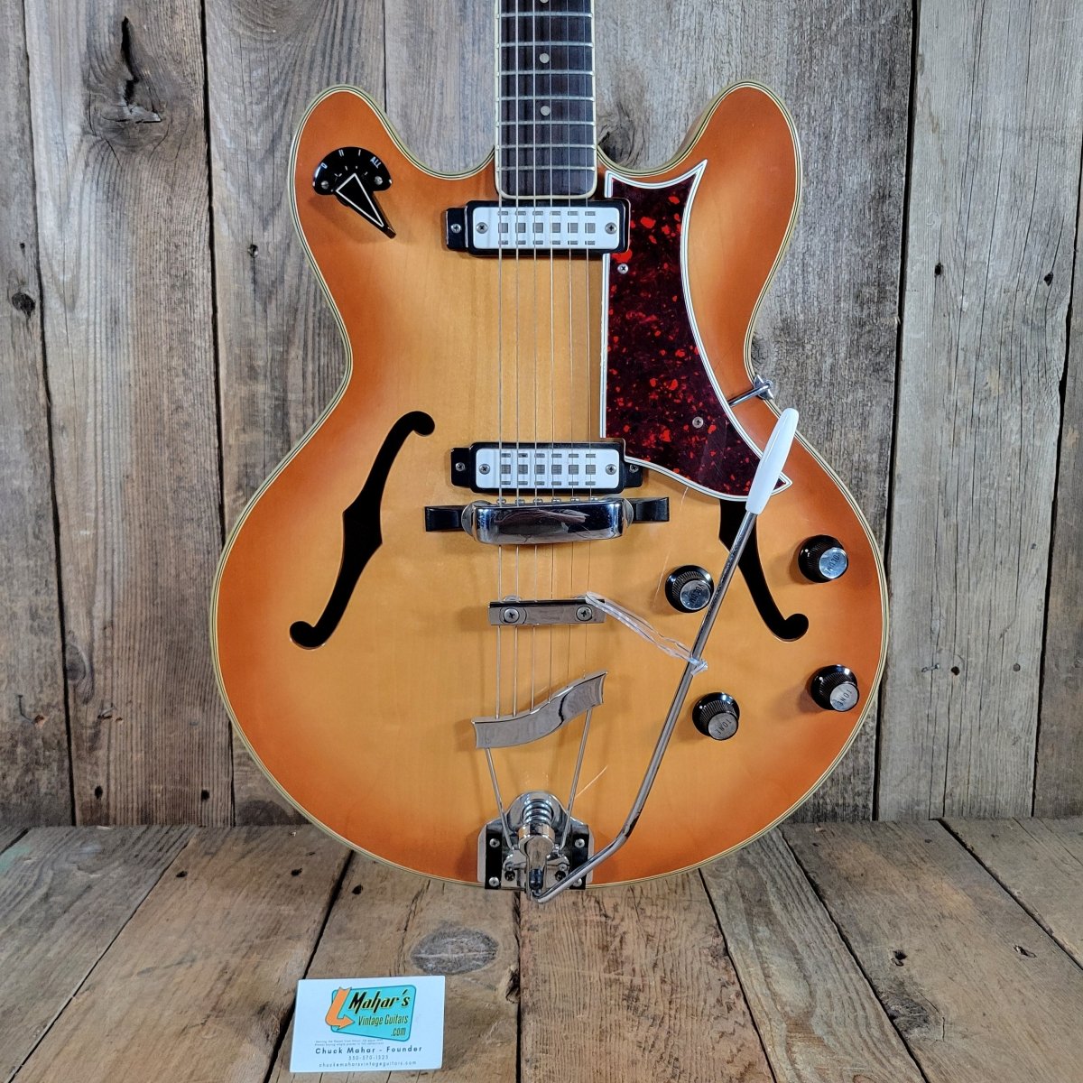Eko 1963 Barracuda 290 w/ Hard Case Excellent - Mahar's Vintage Guitars
