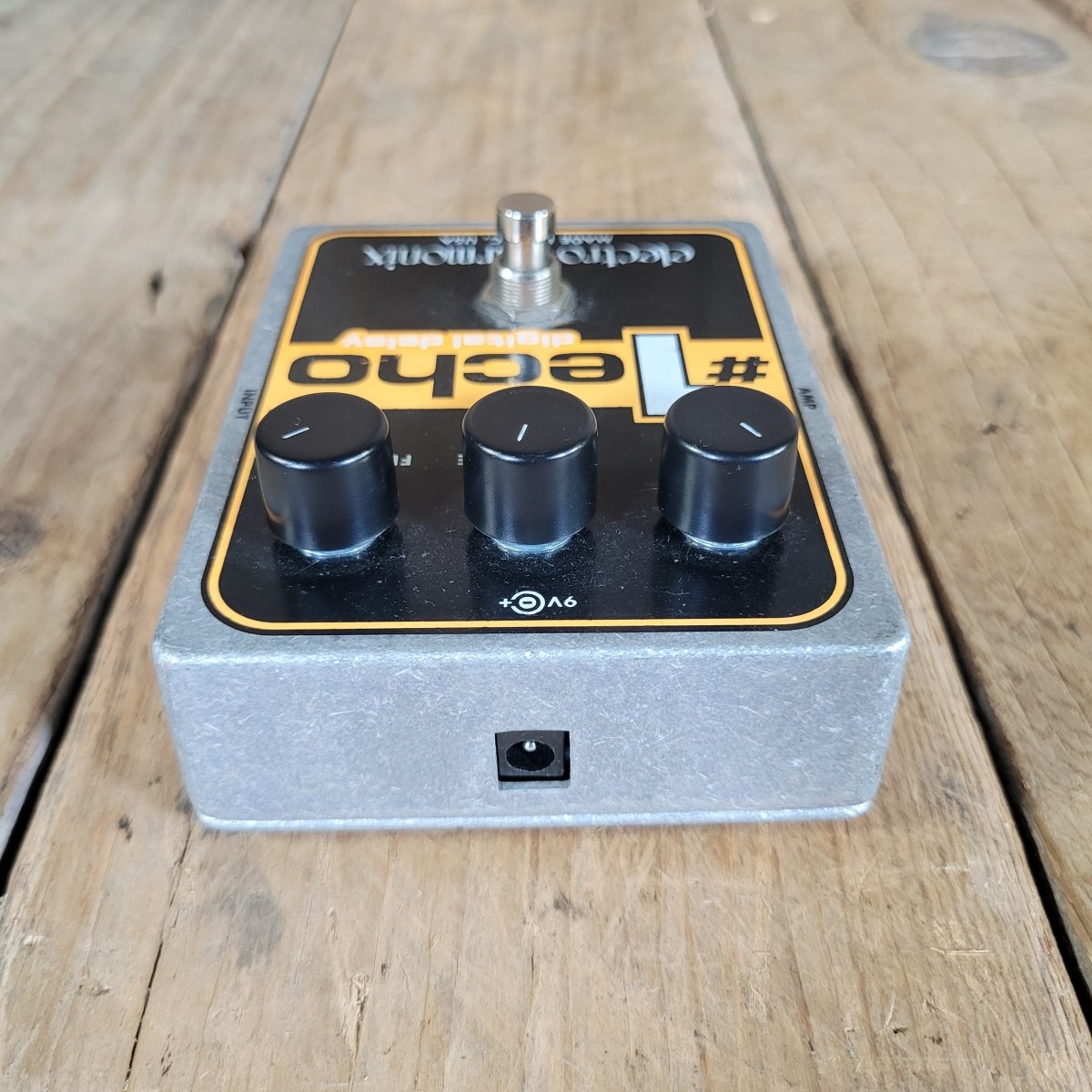 Electro - Harmonix 1 Echo Delay Pedal - Mahar's Vintage Guitars