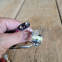 EMG 2005 SA Pickup and Harness B124RH & B122RH Pots - Mahar's Vintage Guitars