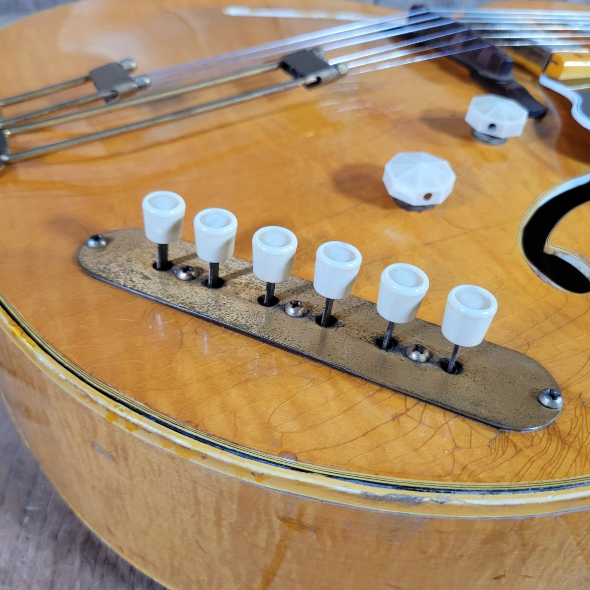 Epiphone 1953 Zephyr Emperor Regent Blonde New York Pickups - Mahar's Vintage Guitars