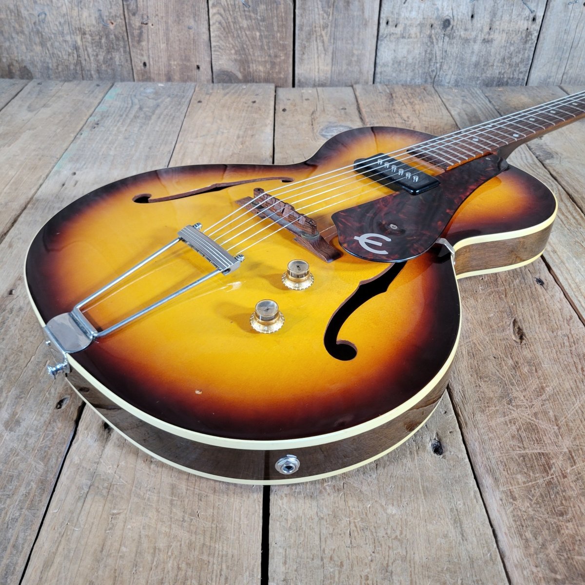 Epiphone 1963 Century E422T w/ Original Case, Excellent - Mahar's Vintage Guitars