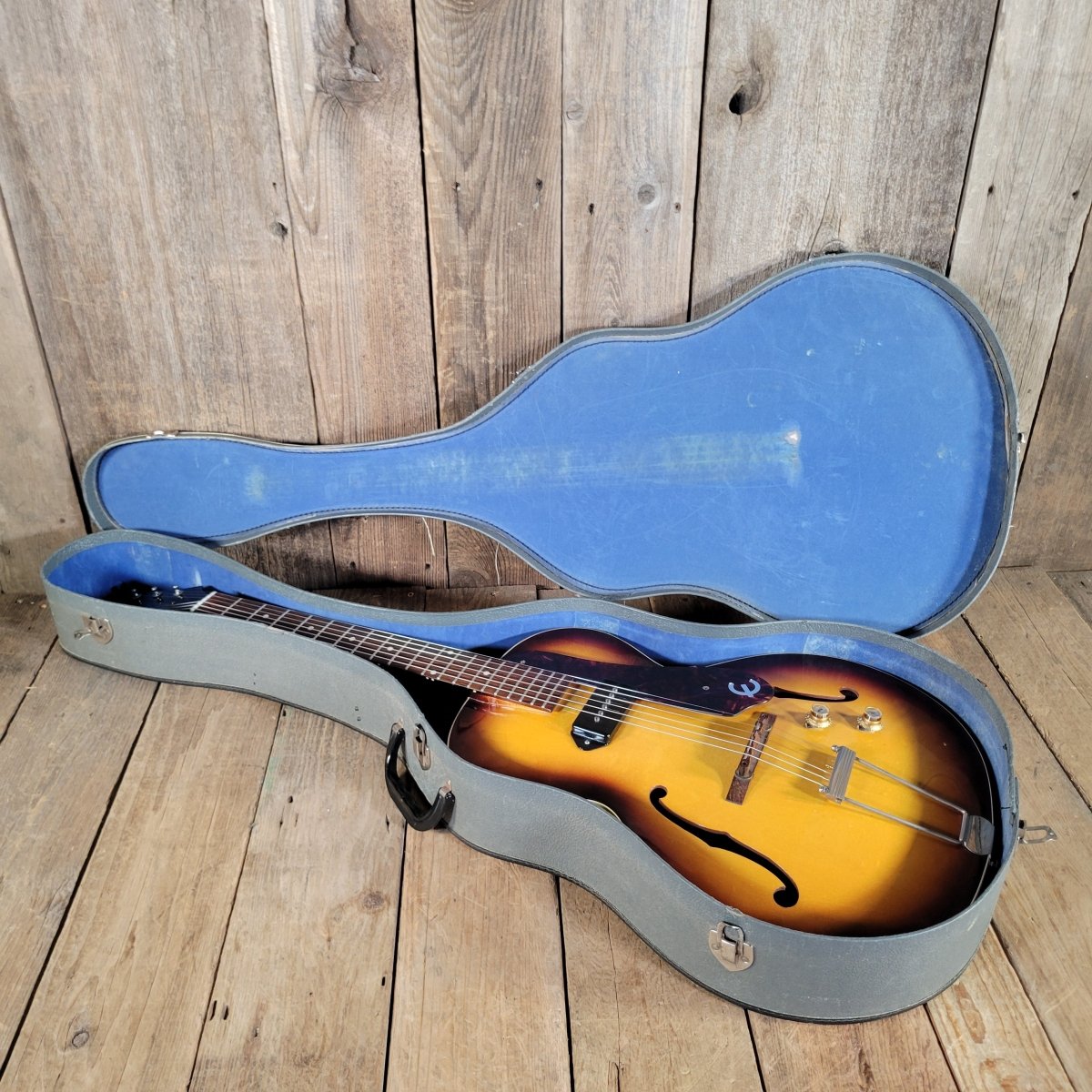 Epiphone 1963 Century E422T w/ Original Case, Excellent - Mahar's Vintage Guitars
