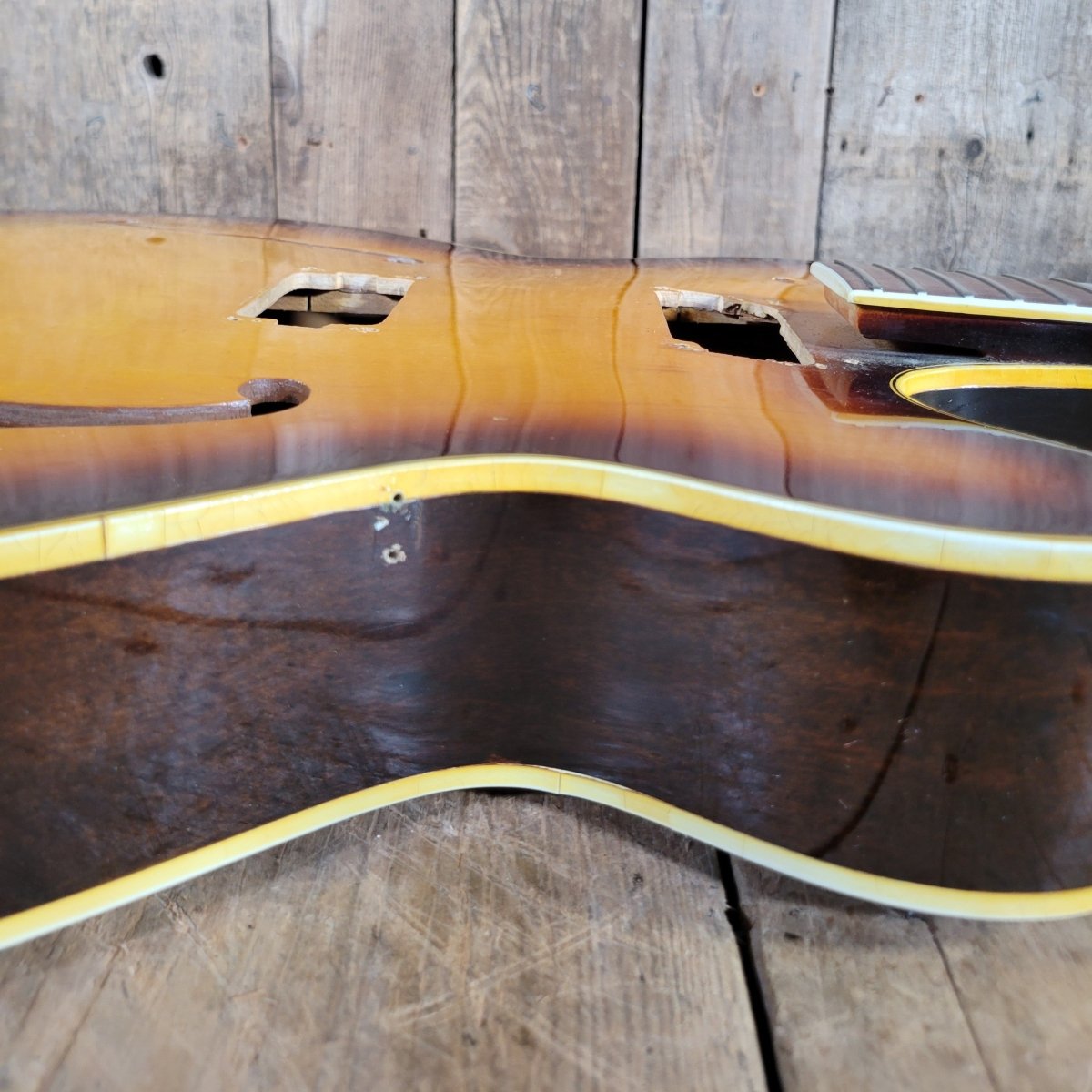 Epiphone 1968 E - 252 Broadway Archtop Husk Project Poor - Mahar's Vintage Guitars