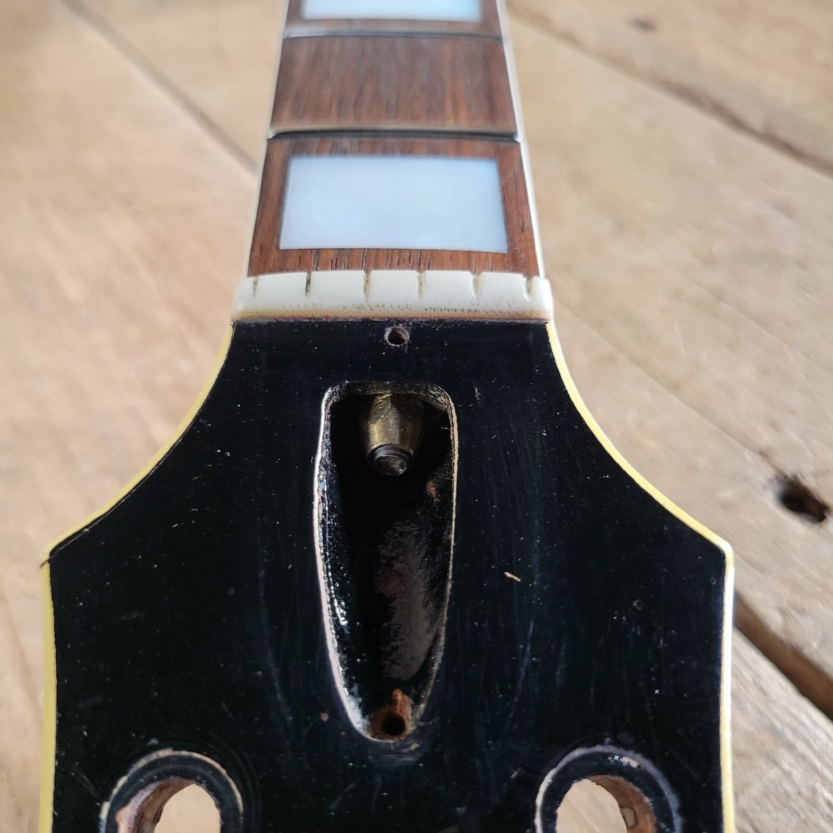 Epiphone 1968 E - 252 Broadway Archtop Husk Project Poor - Mahar's Vintage Guitars