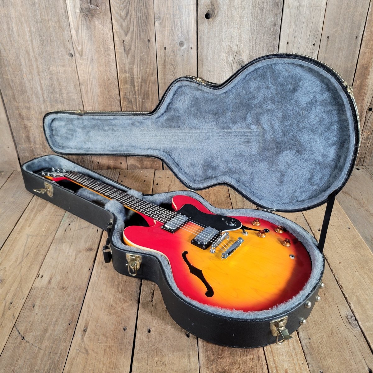 Epiphone 1999 DOT ES - 335 Reissue Cherry Sunburst MIK Near Mint - Mahar's Vintage Guitars