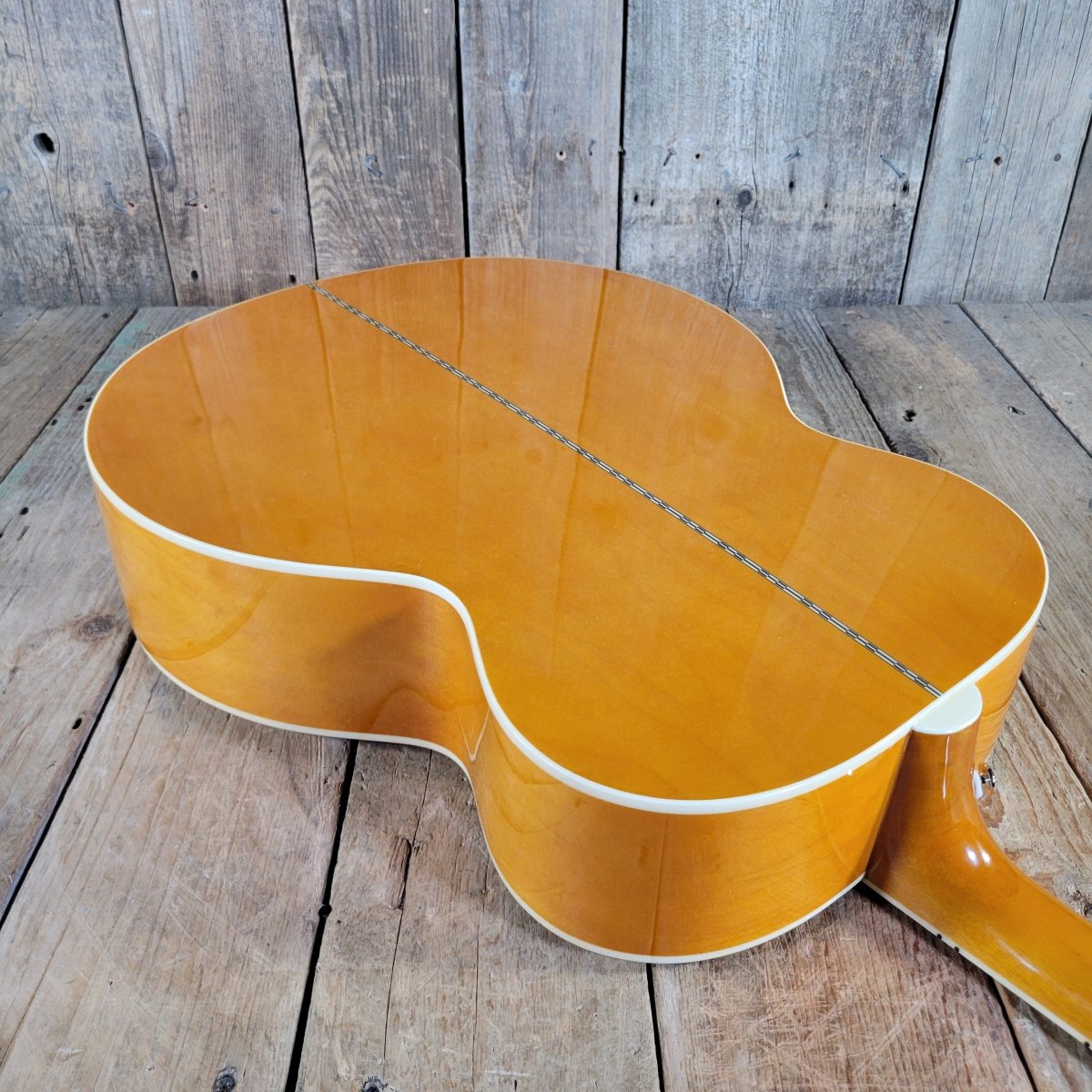 Epiphone 2025 J-200 Studio Blonde w/ Factory Fishman Pickup, No Case, Near Mint - Mahar's Vintage Guitars