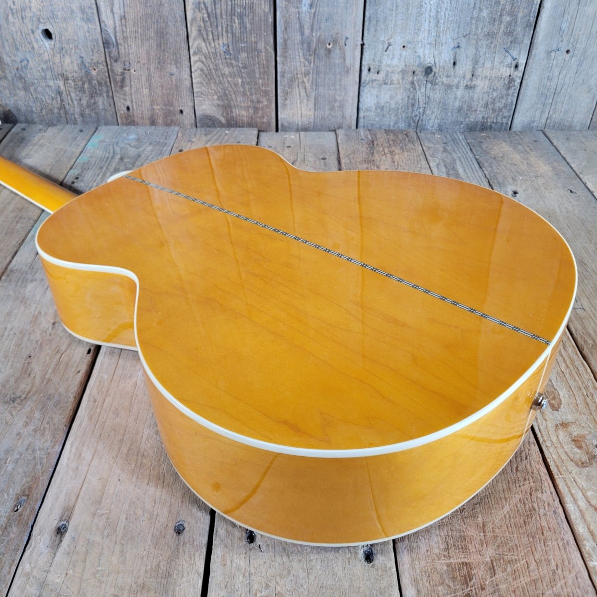 Epiphone 2025 J-200 Studio Blonde w/ Factory Fishman Pickup, No Case, Near Mint - Mahar's Vintage Guitars