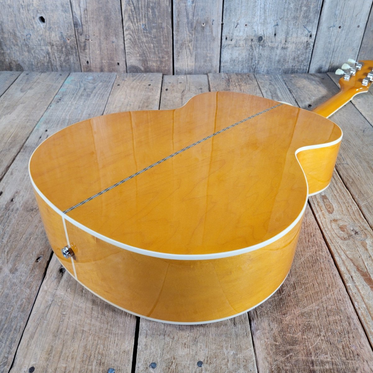 Epiphone 2025 J-200 Studio Blonde w/ Factory Fishman Pickup, No Case, Near Mint - Mahar's Vintage Guitars