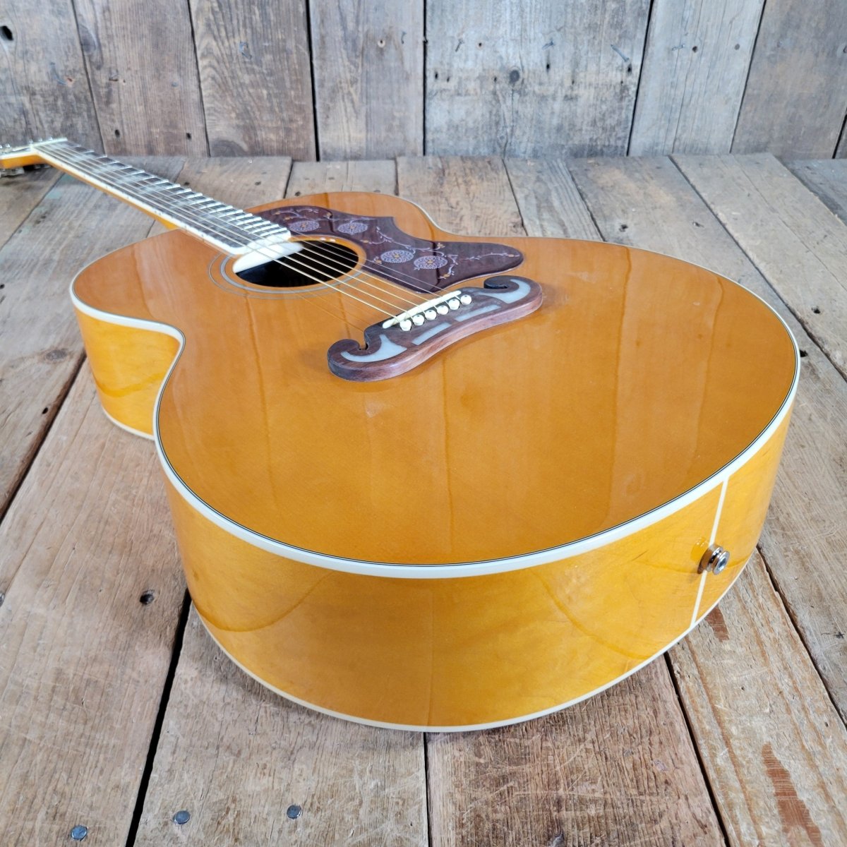 Epiphone 2025 J-200 Studio Blonde w/ Factory Fishman Pickup, No Case, Near Mint - Mahar's Vintage Guitars