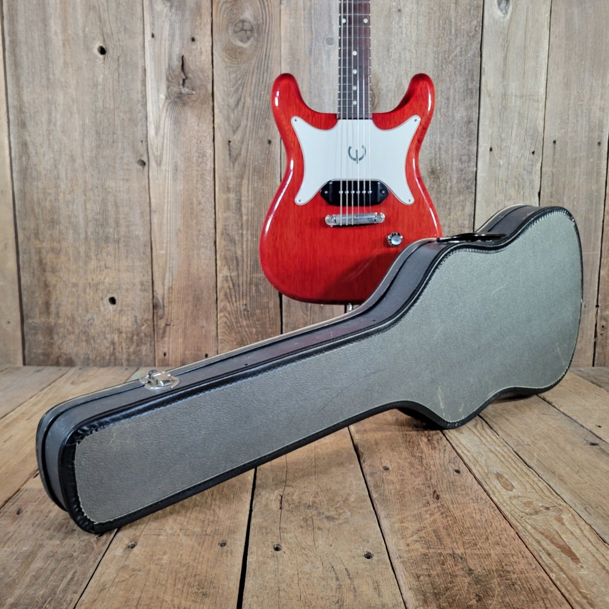 Epiphone Coronet 1962 With Original Case - Mahar's Vintage Guitars