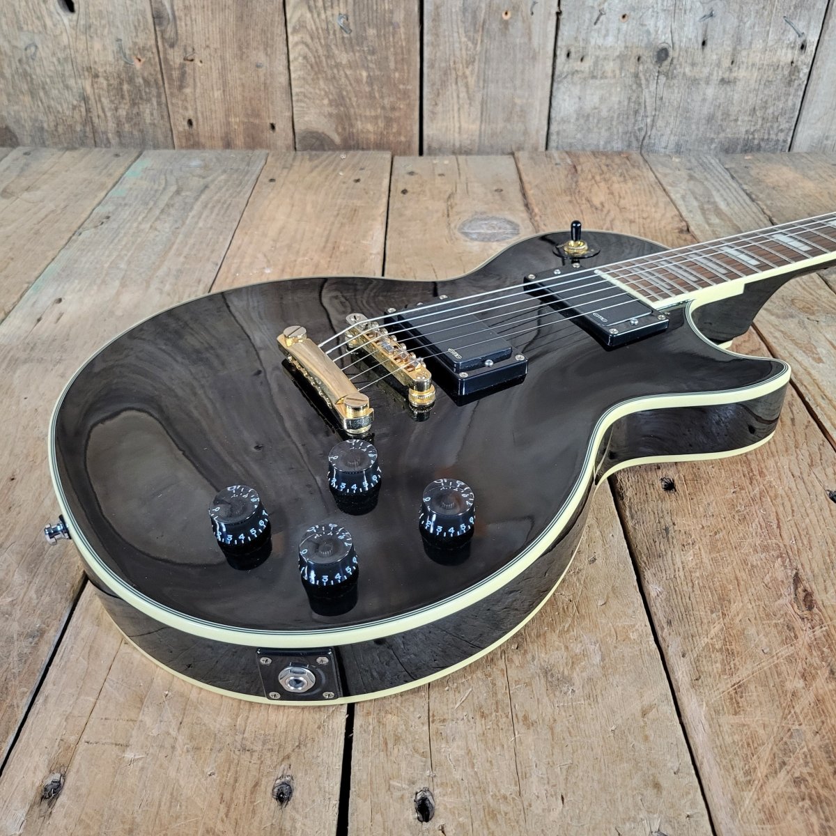 Epiphone Les Paul Custom Ebony 2008 w/ EMGs & SKB Gig Bag - Mahar's Vintage Guitars