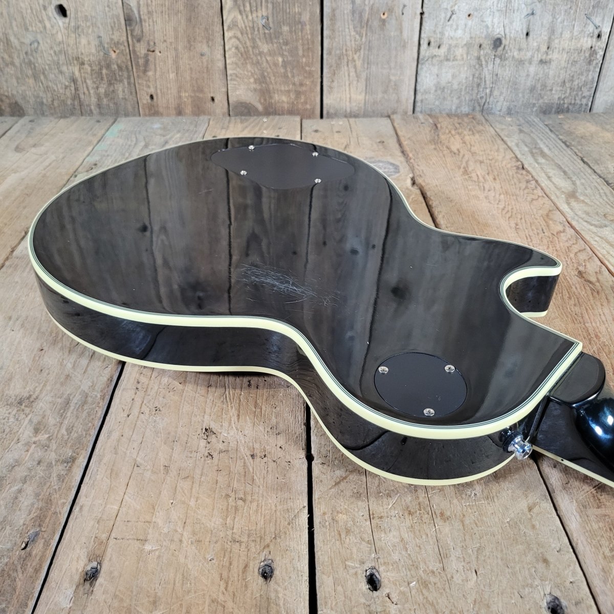 Epiphone Les Paul Custom Ebony 2008 w/ EMGs & SKB Gig Bag - Mahar's Vintage Guitars