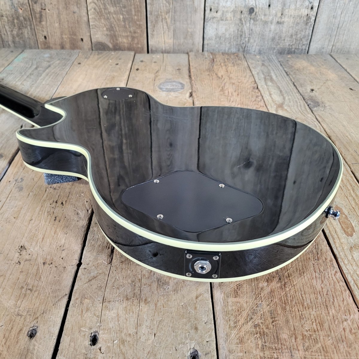 Epiphone Les Paul Custom Ebony 2008 w/ EMGs & SKB Gig Bag - Mahar's Vintage Guitars