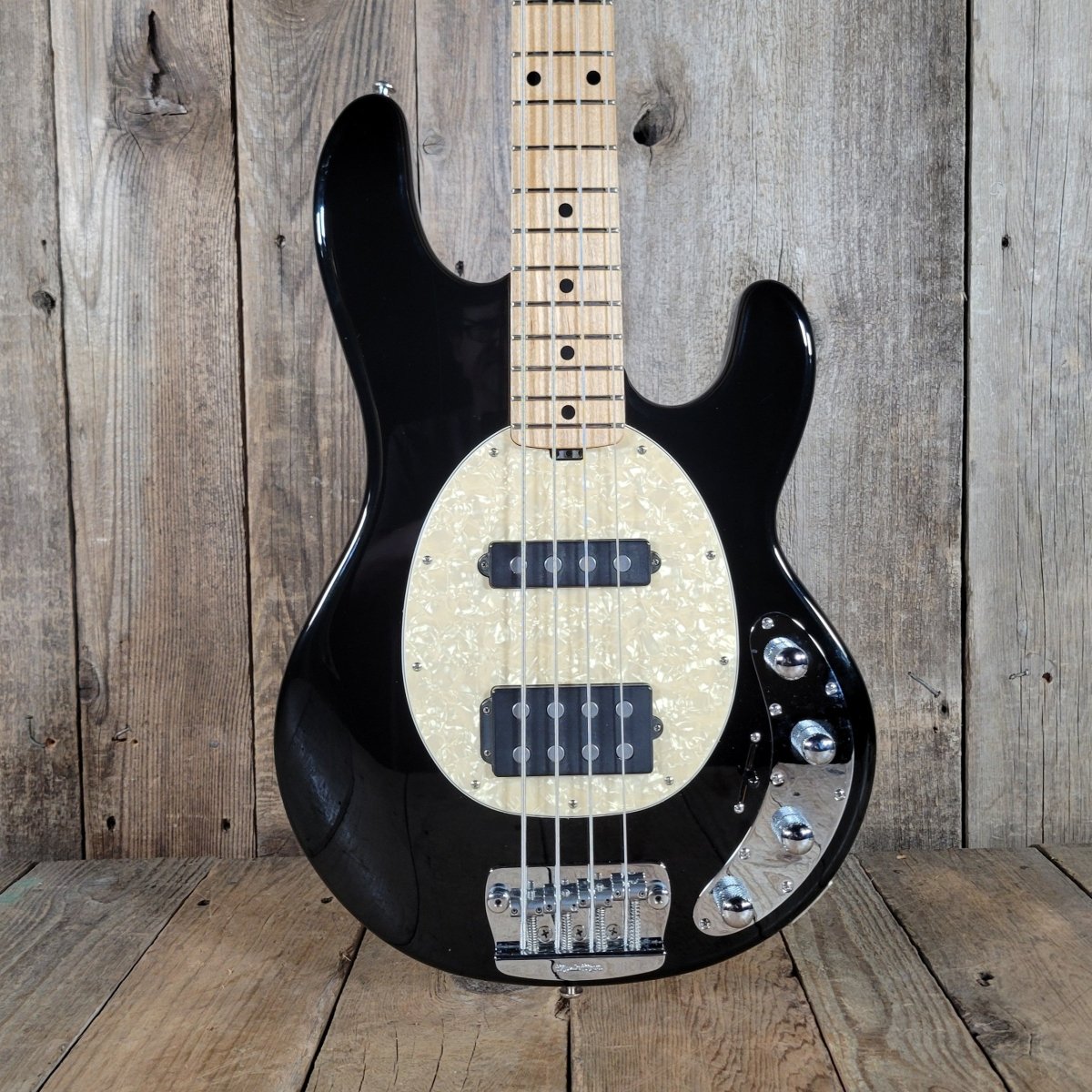 Ernie Ball Music Man StingRay HS Bass 2009 – Humbucker & Single Coil, 3 - Band EQ, USA Made - Mahar's Vintage Guitars