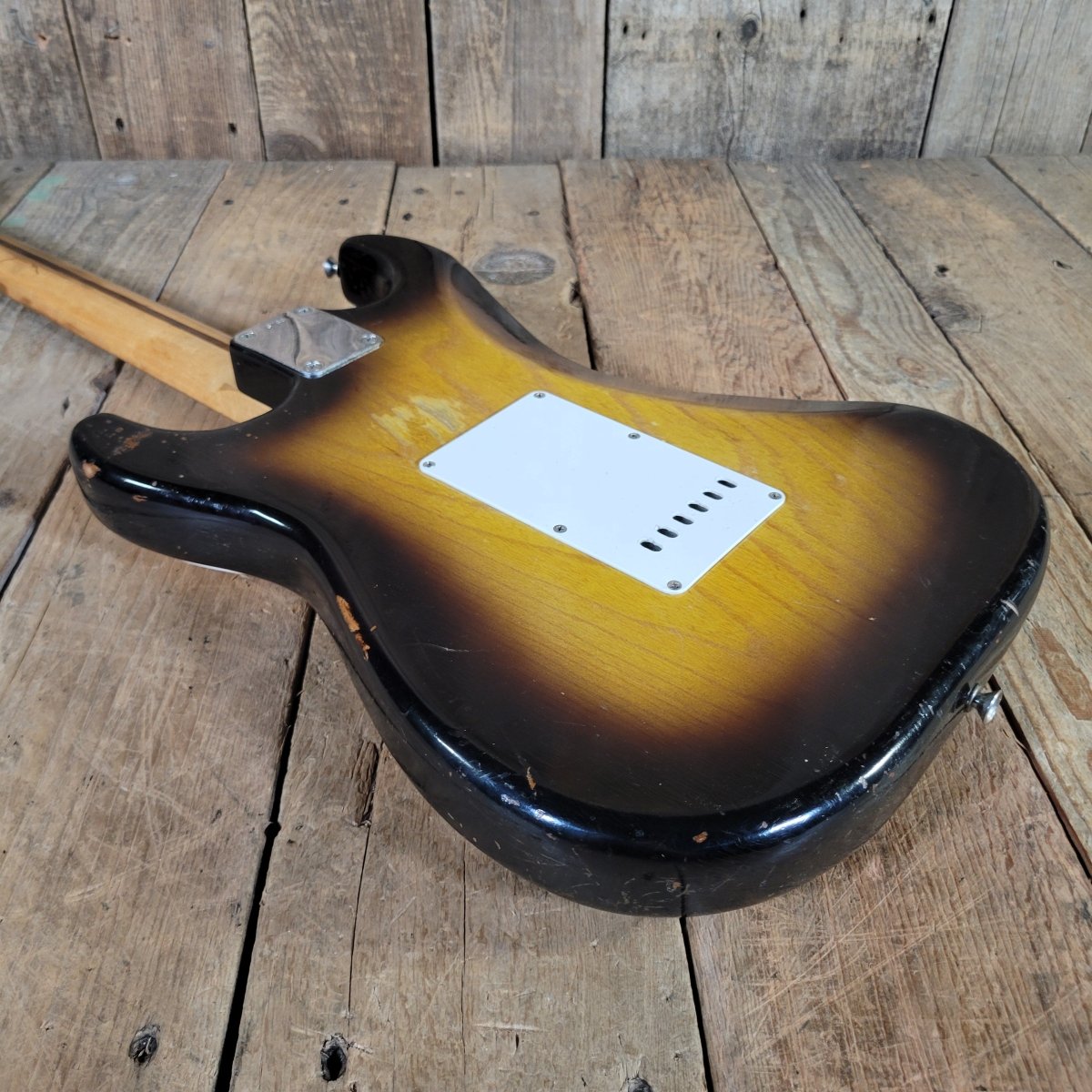 Fender Stratocaster サンバースト Fender 1955 Stratocaster Sunburst One-Piece Ash Body | Mahar's