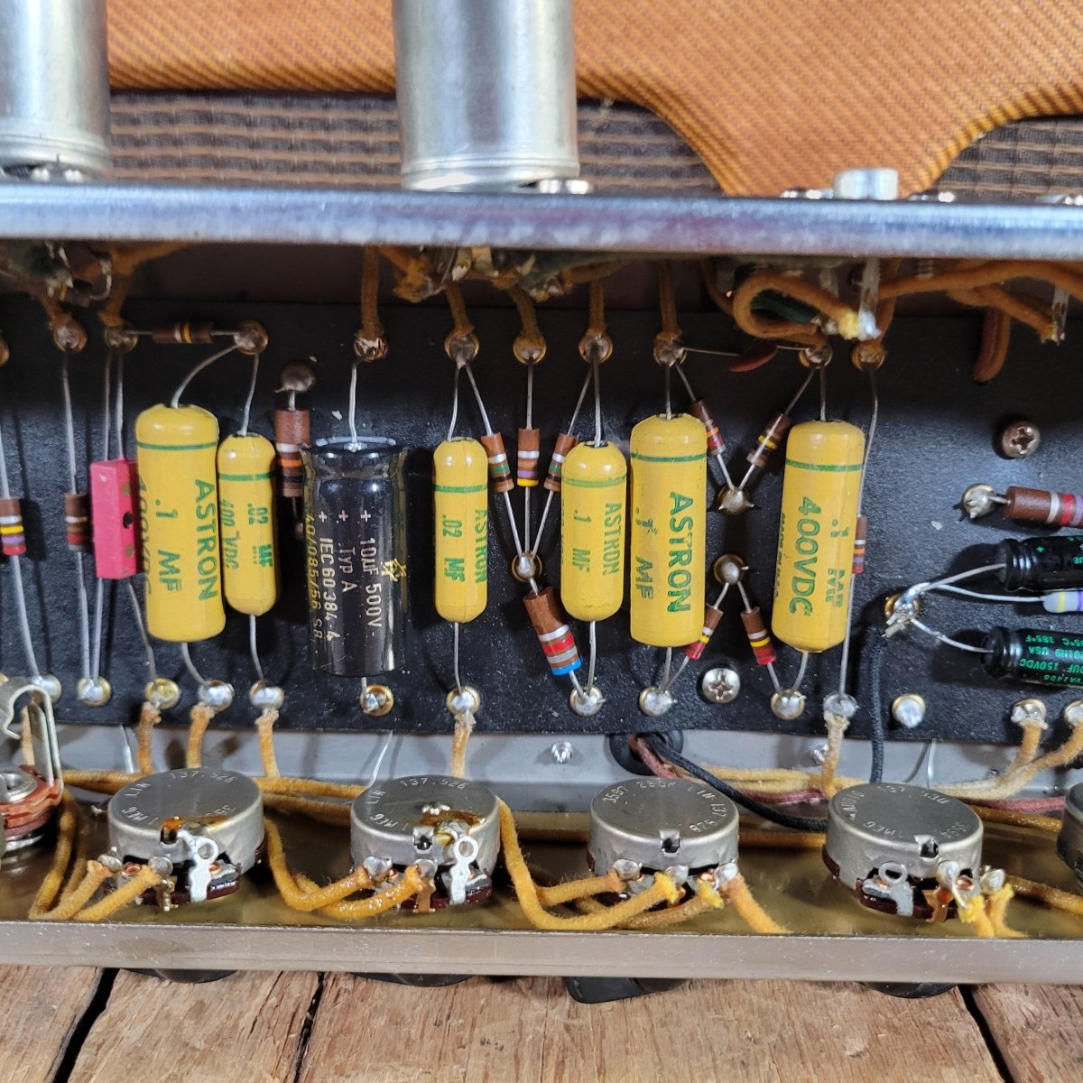 Fender 1959 Bassman 5F6 - A Tweed 4x10 Jensen Original Cover - Mahar's Vintage Guitars