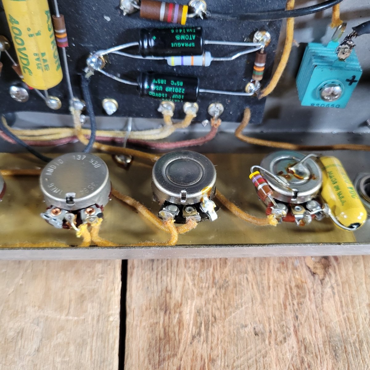 Fender 1959 Bassman 5F6 - A Tweed 4x10 Jensen Original Cover - Mahar's Vintage Guitars