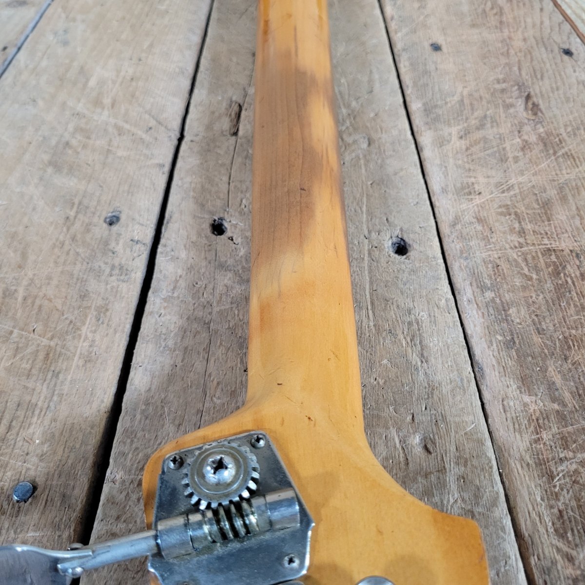 Fender 1963 Precision Bass Sunburst Refinished w/ Modern Hard Case - Mahar's Vintage Guitars