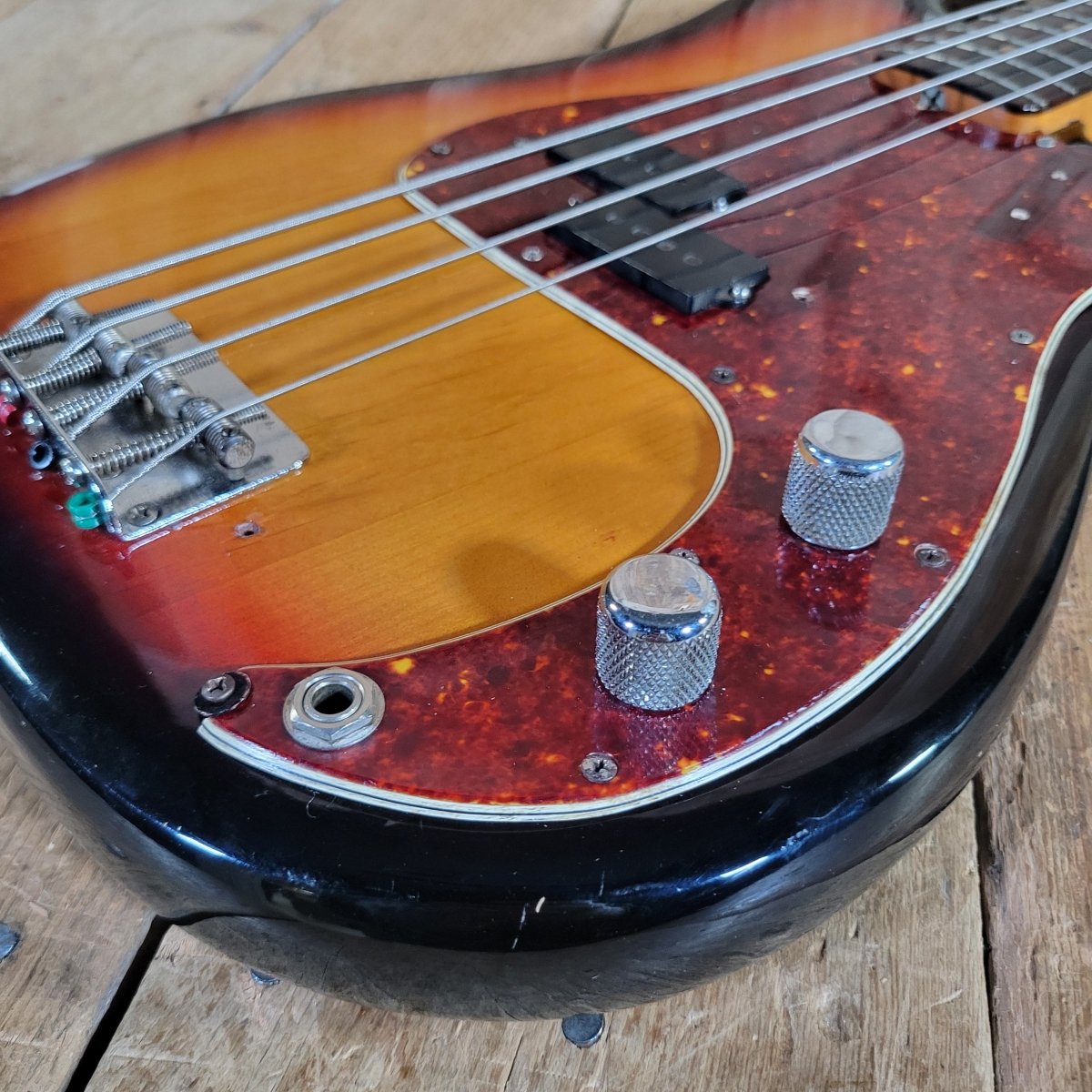 Fender 1963 Precision Bass Sunburst Refinished w/ Modern Hard Case - Mahar's Vintage Guitars
