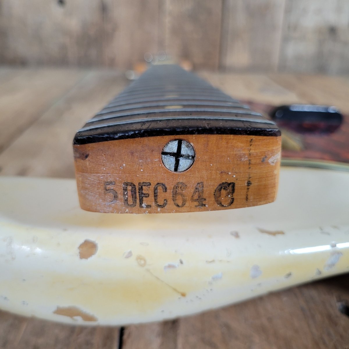 Fender 1964 Precision Bass Olympic White Very Good Pre - CBS - Mahar's Vintage Guitars