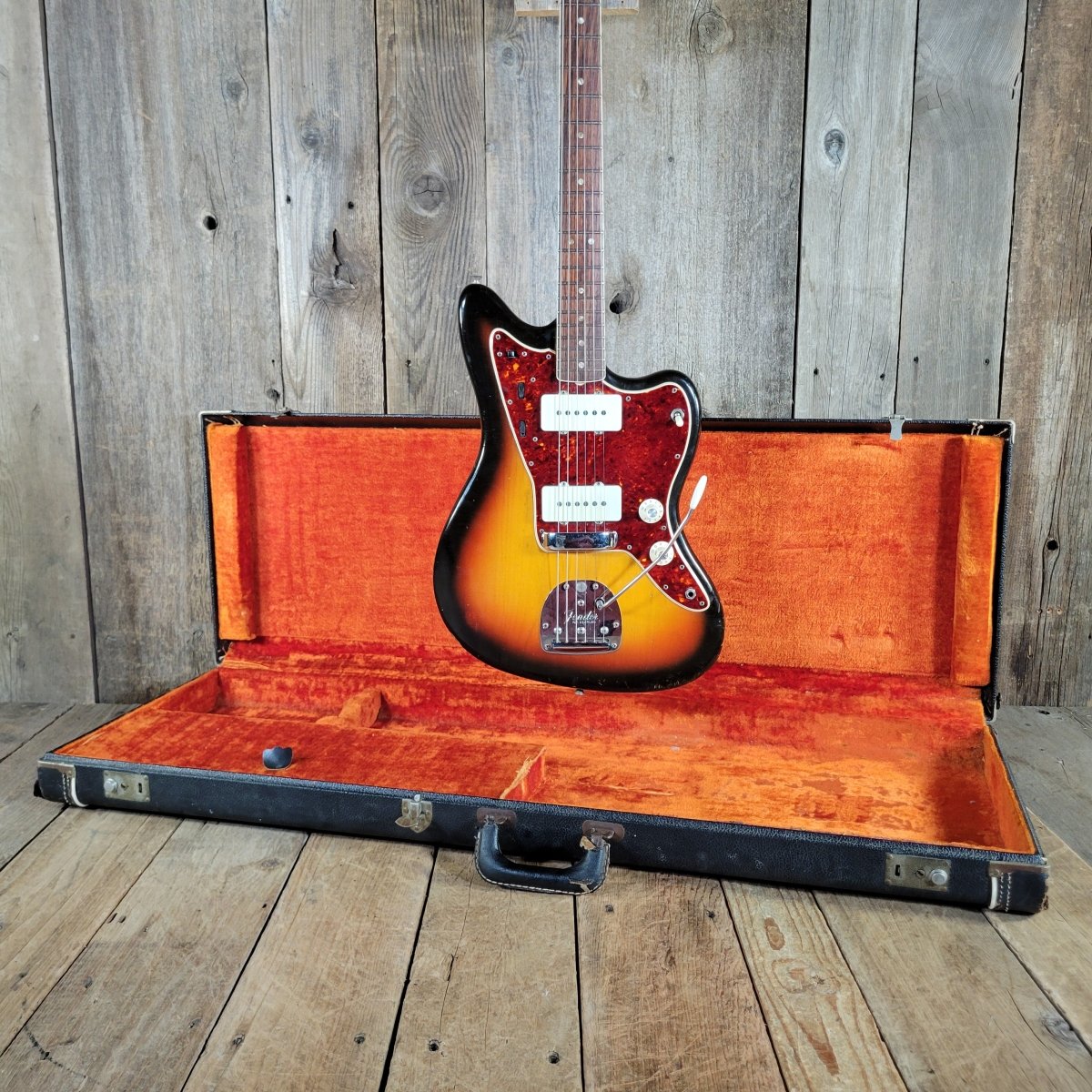 Fender 1965 Jazzmaster w/ No Logo Case Excellent - Mahar's Vintage Guitars