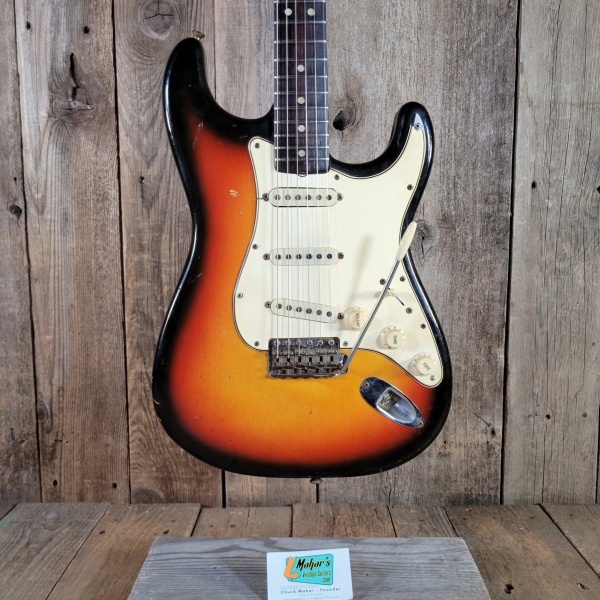 Fender 1965 Stratocaster Sunburst Non-Orig Hard Case, Very Good - Mahar's Vintage Guitars