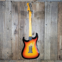 Fender 1965 Stratocaster Sunburst Non-Orig Hard Case, Very Good - Mahar's Vintage Guitars