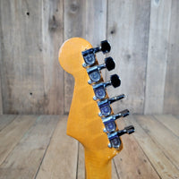Fender 1965 Stratocaster Sunburst Non-Orig Hard Case, Very Good - Mahar's Vintage Guitars