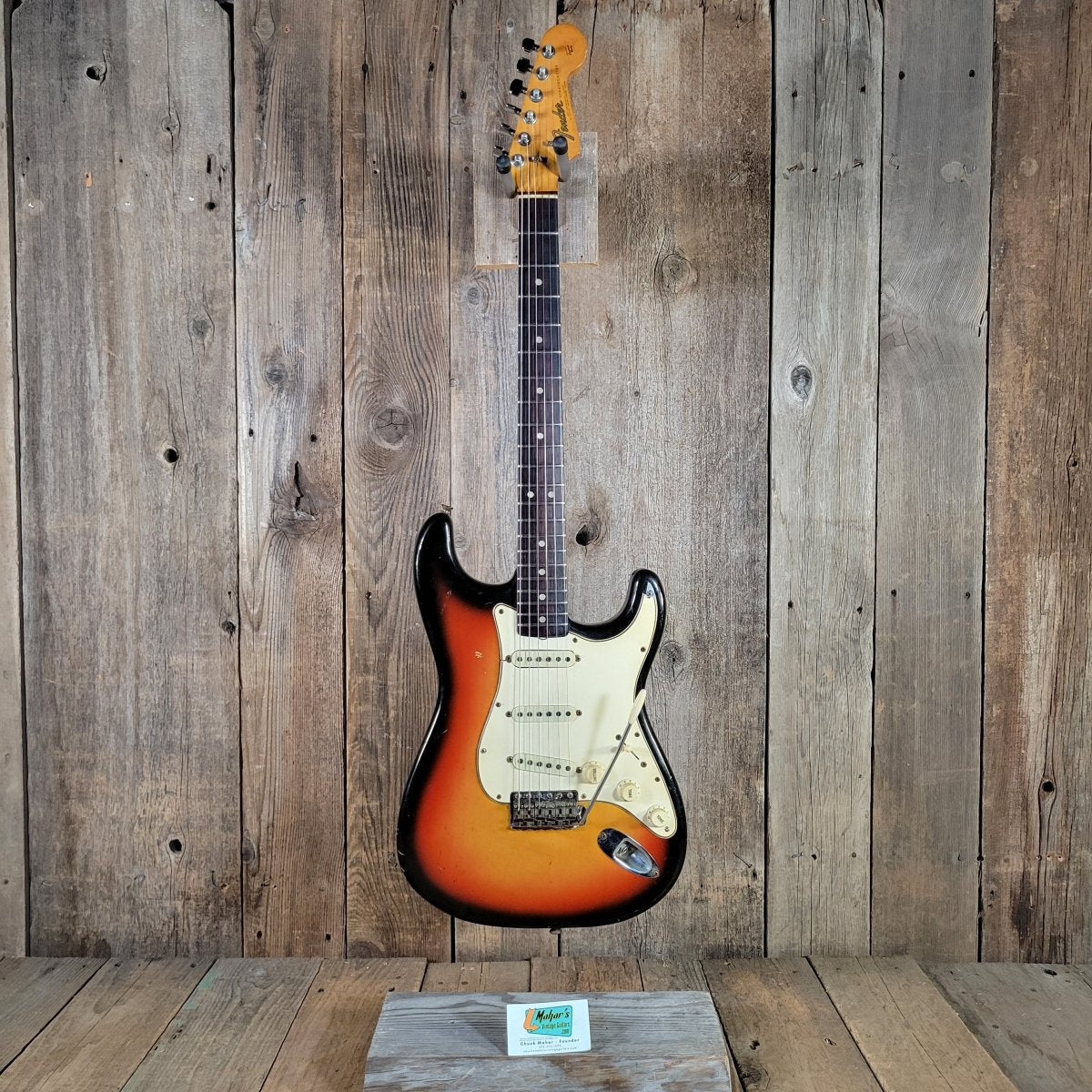 Fender 1965 Stratocaster Sunburst Non-Orig Hard Case, Very Good - Mahar's Vintage Guitars
