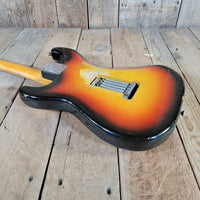 Fender 1965 Stratocaster Sunburst Non-Orig Hard Case, Very Good - Mahar's Vintage Guitars