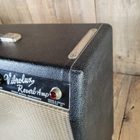 Fender 1965 Vibrolux Reverb AA864 W/ Footswitch & Cover Excellent - Mahar's Vintage Guitars